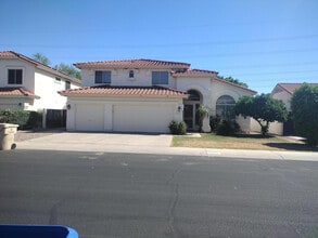 Building Photo - 5825 W Wethersfield Dr