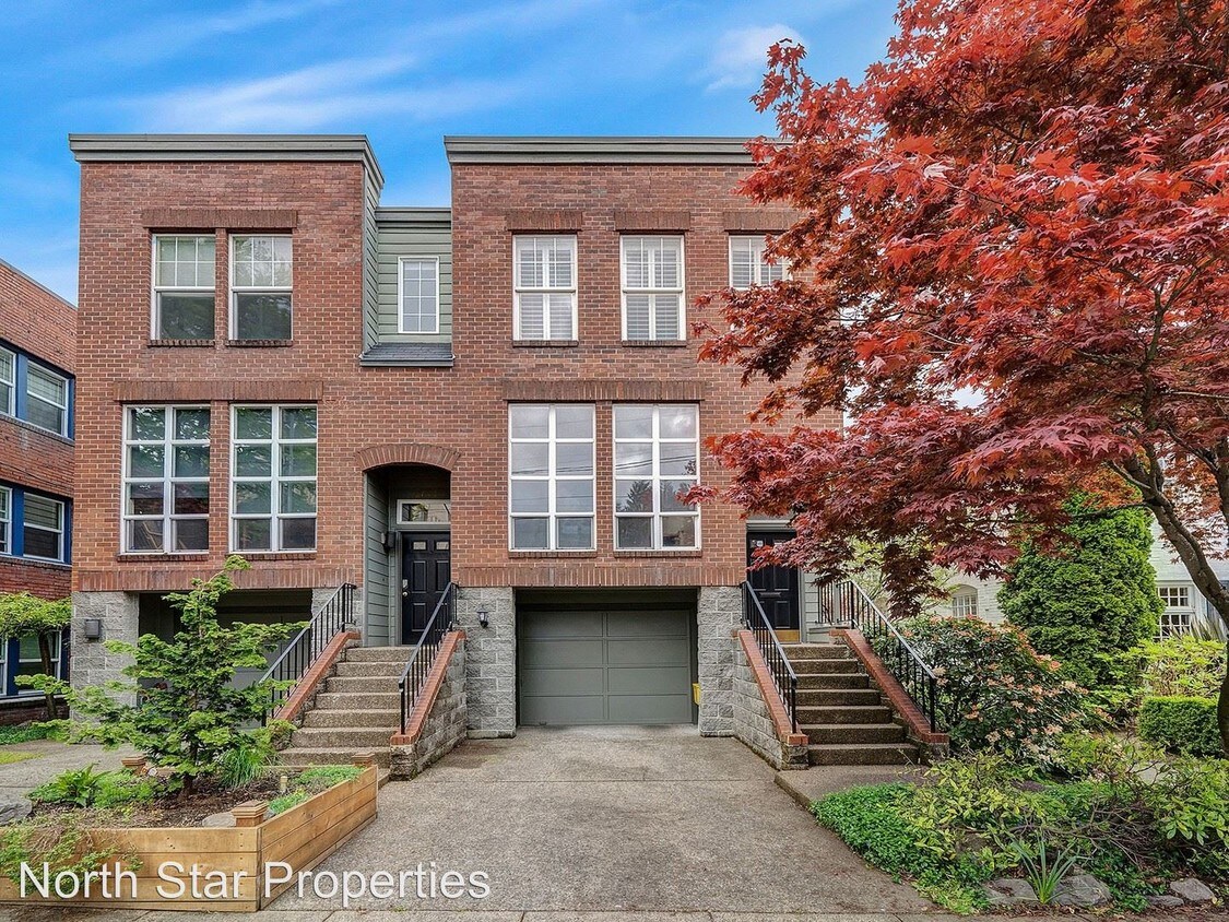 Primary Photo - 3 br, 3.5 bath House - 2041 NW Lovejoy St.
