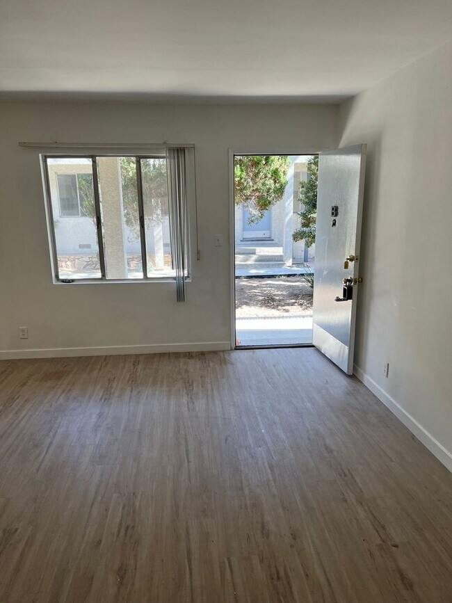 Foto del edificio - 3111 Colorado Ave