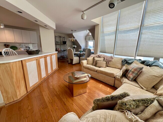 Foto del edificio - 131 Popes Island Rd