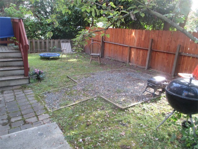Building Photo - 4017 5th Ave NE
