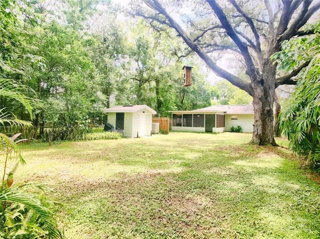 Photo - 1919 Azalea Avenue