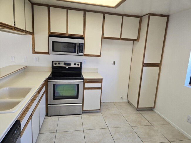 Building Photo - 28768 Taos Ct