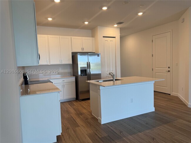 Building Photo - 3568 Spanish Cedar Pl