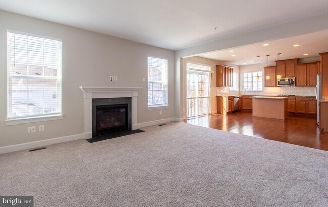 Building Photo - 5003 Whittington Ln