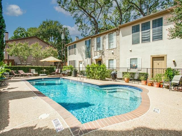 Foto principal - 3320 Reagan St