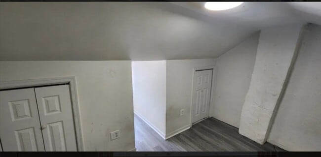 Building Photo - 1217 Cotton St