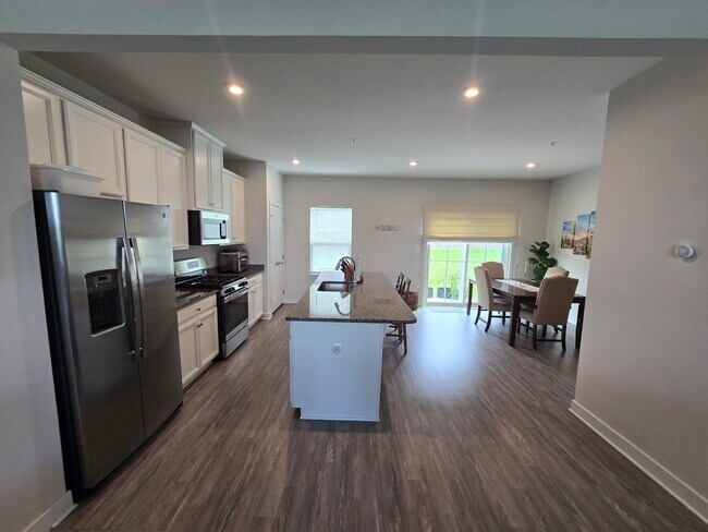 Foto del edificio - 1066 Rosecroft Ln
