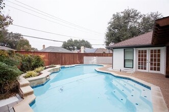 Building Photo - 16114 Shadybank Dr