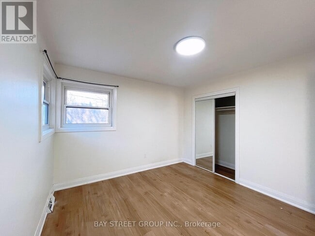 Building Photo - 12 Wakil Dr