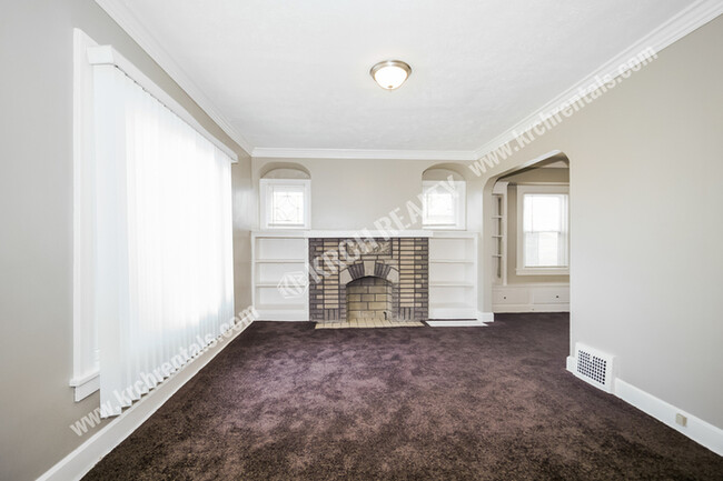 Building Photo - 3-Bed 1-Bath Home with Basement