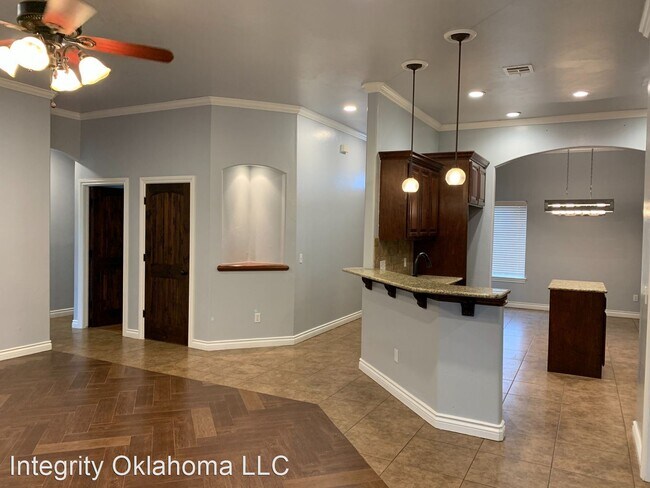 Building Photo - 4 br, 2 bath House - 2424 Wimberley Creek Dr.