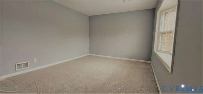 Building Photo - 202 Newstead Dr