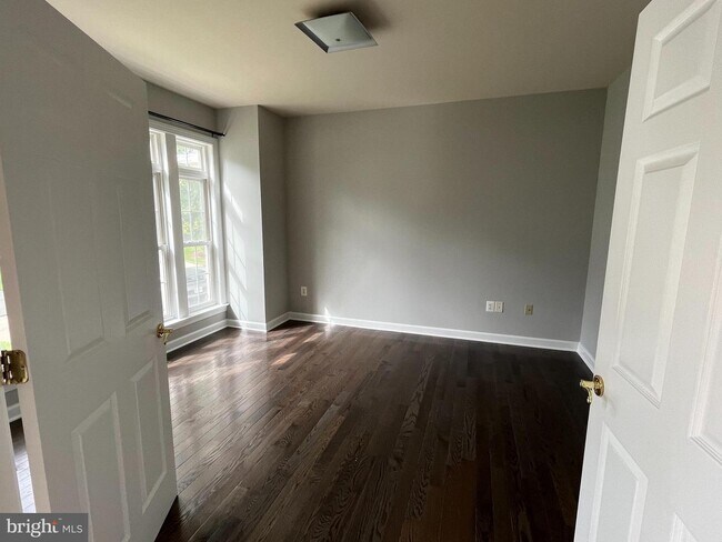 Building Photo - 3612 Ox Ridge Ct