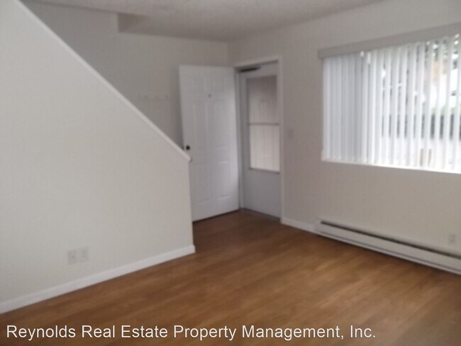 Building Photo - 2 br, 1.5 bath House - 2300 9th Ave SW, # C-5