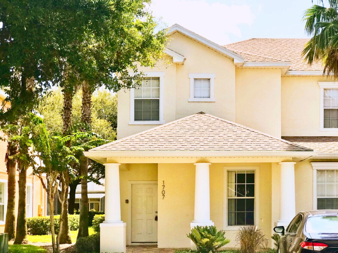 Foto principal - 1707 Retreat Cir