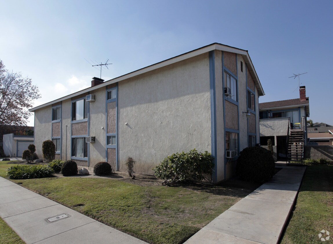 Foto principal - 12571 Adelle St