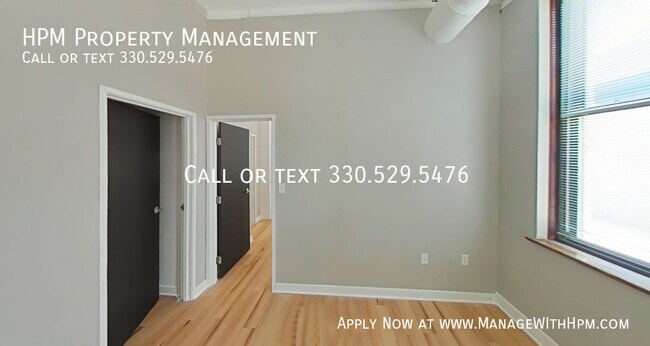 Foto del edificio - 1133 W 9th St