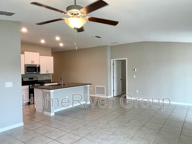 Foto del edificio - 10379 Alder Green Dr