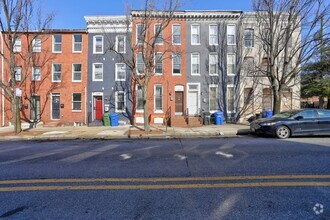 Building Photo - 1228 W Lombard St