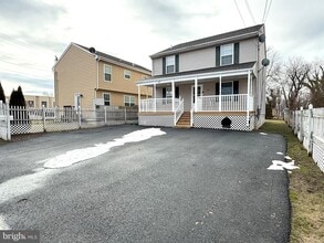 Building Photo - 402 Kiamensi Rd