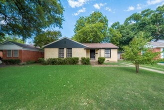 Building Photo - 11107 Stallcup Dr