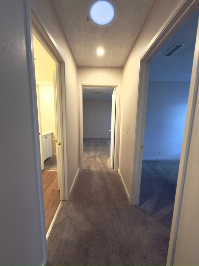 Foto del edificio - 1603 Merritt Dr
