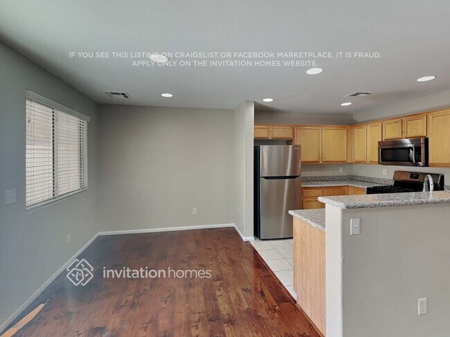 Foto del edificio - 10525 Silver Cholla Ct