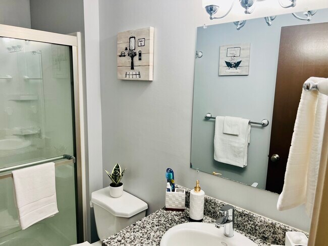 Foto del edificio - 6553 Driftwood St
