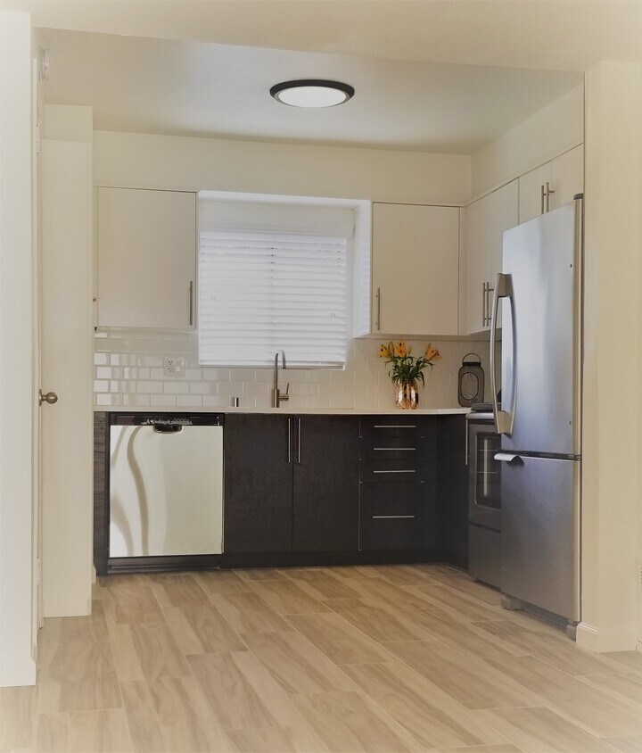 Kitchen - 4026 Yankee Dr
