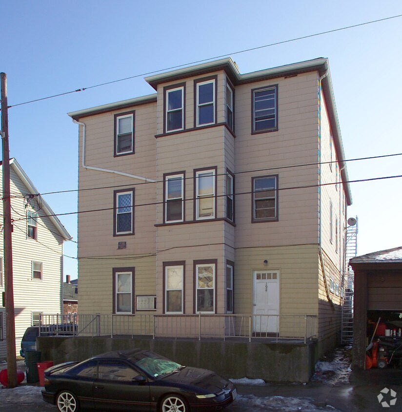 194 5th St, Fall River, MA 02721 Apartments in Fall River, MA