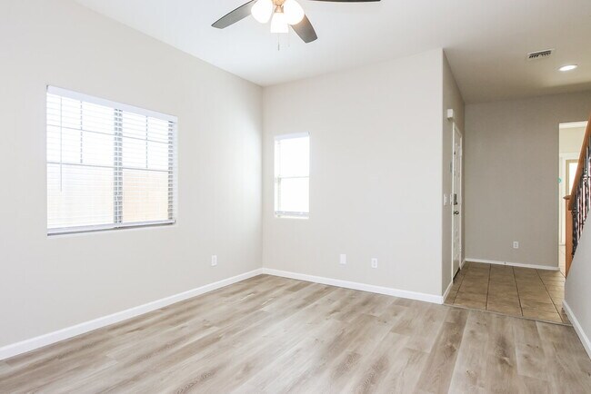 Building Photo - 407 N Ranger Ct