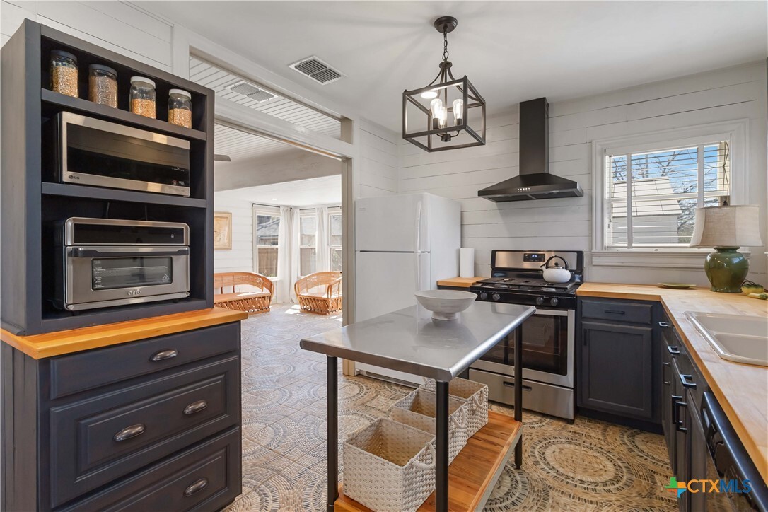 Foto principal - 803 Bismark St