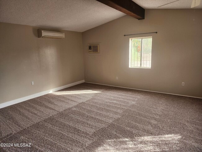 Building Photo - 3565 E Calle del Prado
