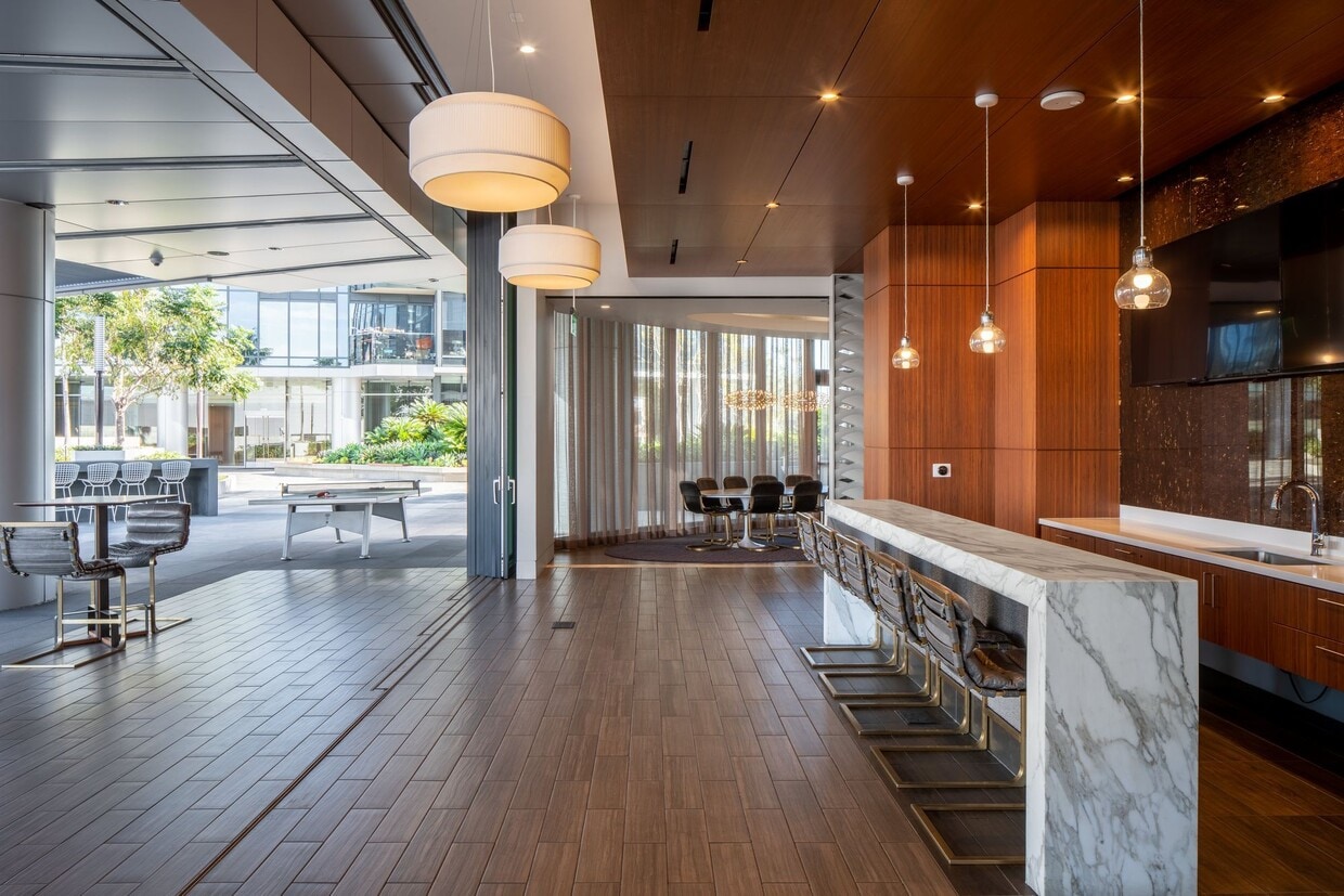 Circa LA Apartments in Los Angeles, CA Westside Rentals