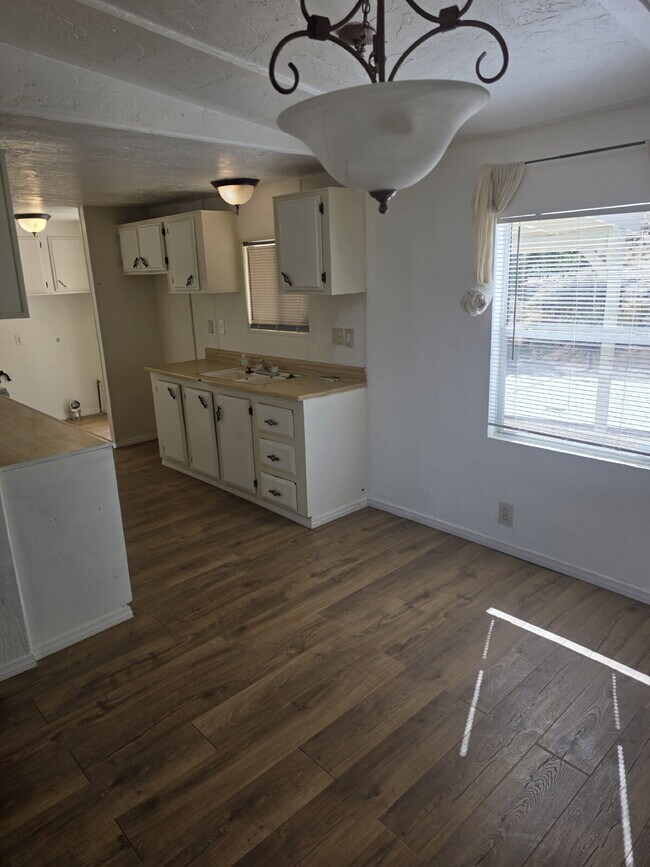 Building Photo - 9126 Milpas Dr