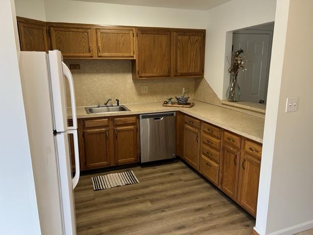 Foto del edificio - 3382 Galway Rd Apt D1