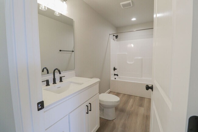 Foto del edificio - 6159 24th St S