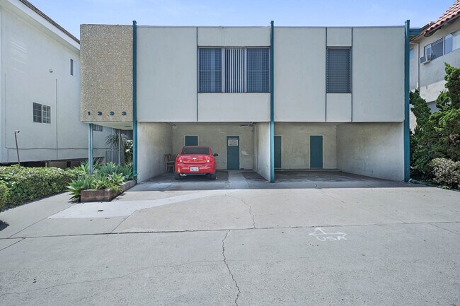 Foto del edificio - 1333 Barry Ave