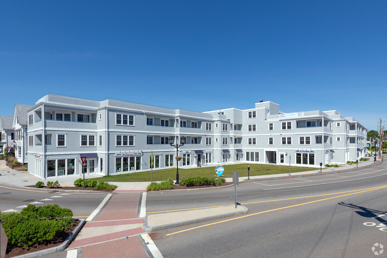 Primary Photo - The Residences at Harbour town