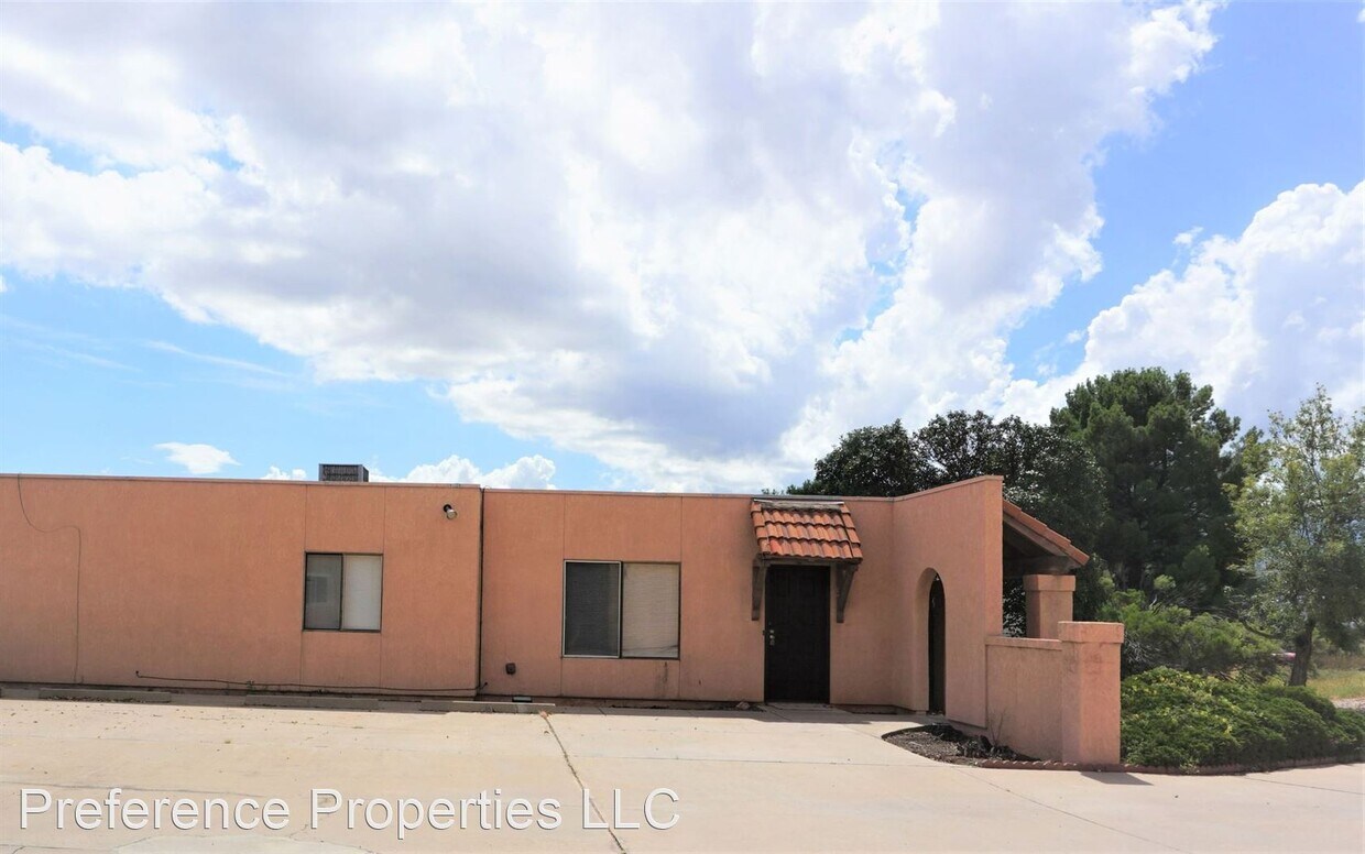 2 br, 1 bath House 10 1723 Corte Encantada House Rental in Sierra