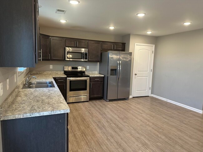 Building Photo - 2601 Hailey Rose Way