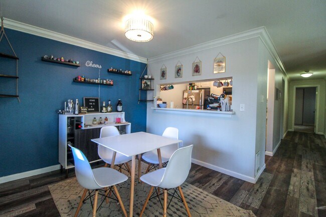 Building Photo - 3 Bed/2 Bath condo in desirable Serenity a...