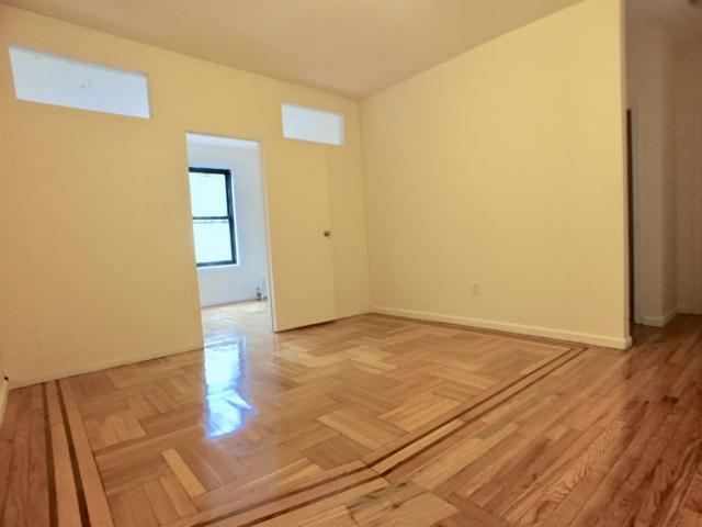 Foto del edificio - 1 bedroom in New York NY 10040