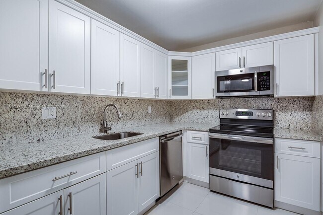 Building Photo - 8305 SW 72nd Ave
