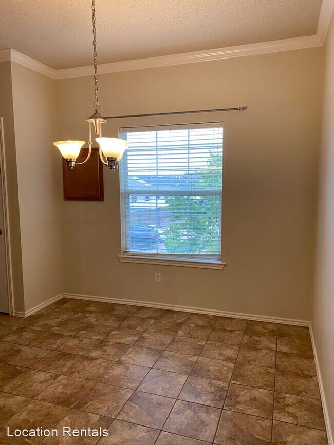 Foto del edificio - 2 br, 2.5 bath House - 2112 Main Street #4