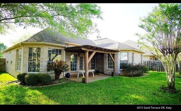 Building Photo - 4215 Sand Terrace Dr