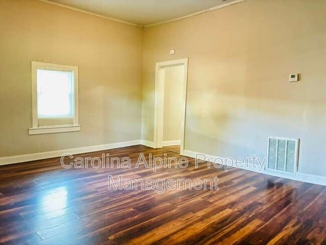 Building Photo - 318 Cemetery Dr