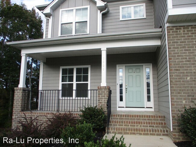 Foto del edificio - 4 br, 3.5 bath House - 7301 Lambert Lake Ct.