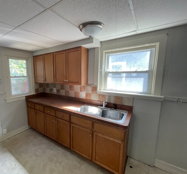 Photo - 14005 Scioto Ave House